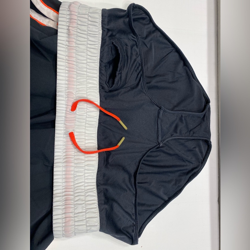 Women’s Under Armour Heat Gear Athletic Running Shorts - Picture 8 of 8